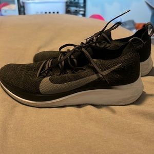 Nike zoom fly fx